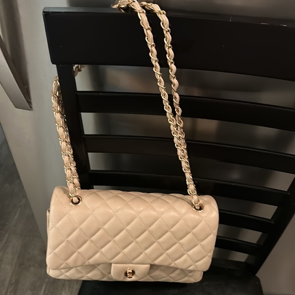 Crossbody bag with multiple functions - Picture 2 of 5